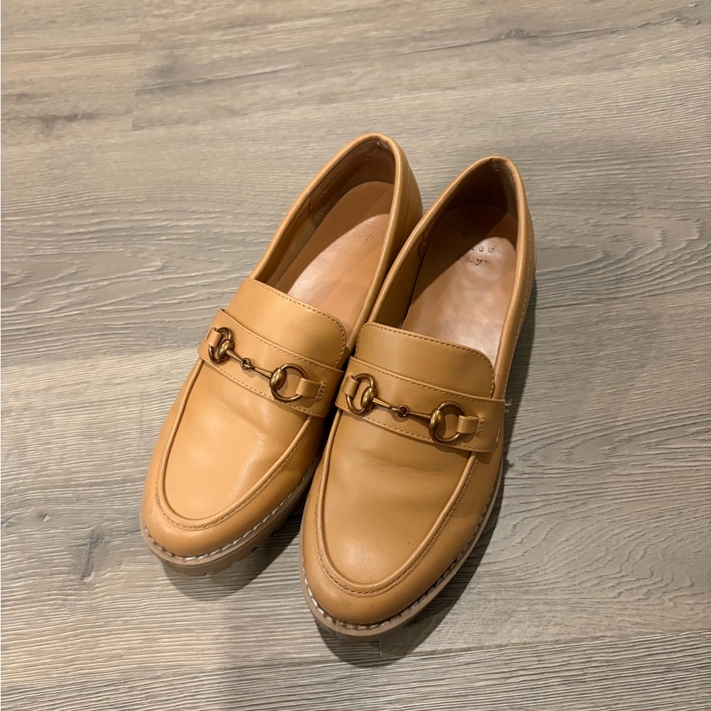 Classic Tan Leather Loafers with Horsebit Accent